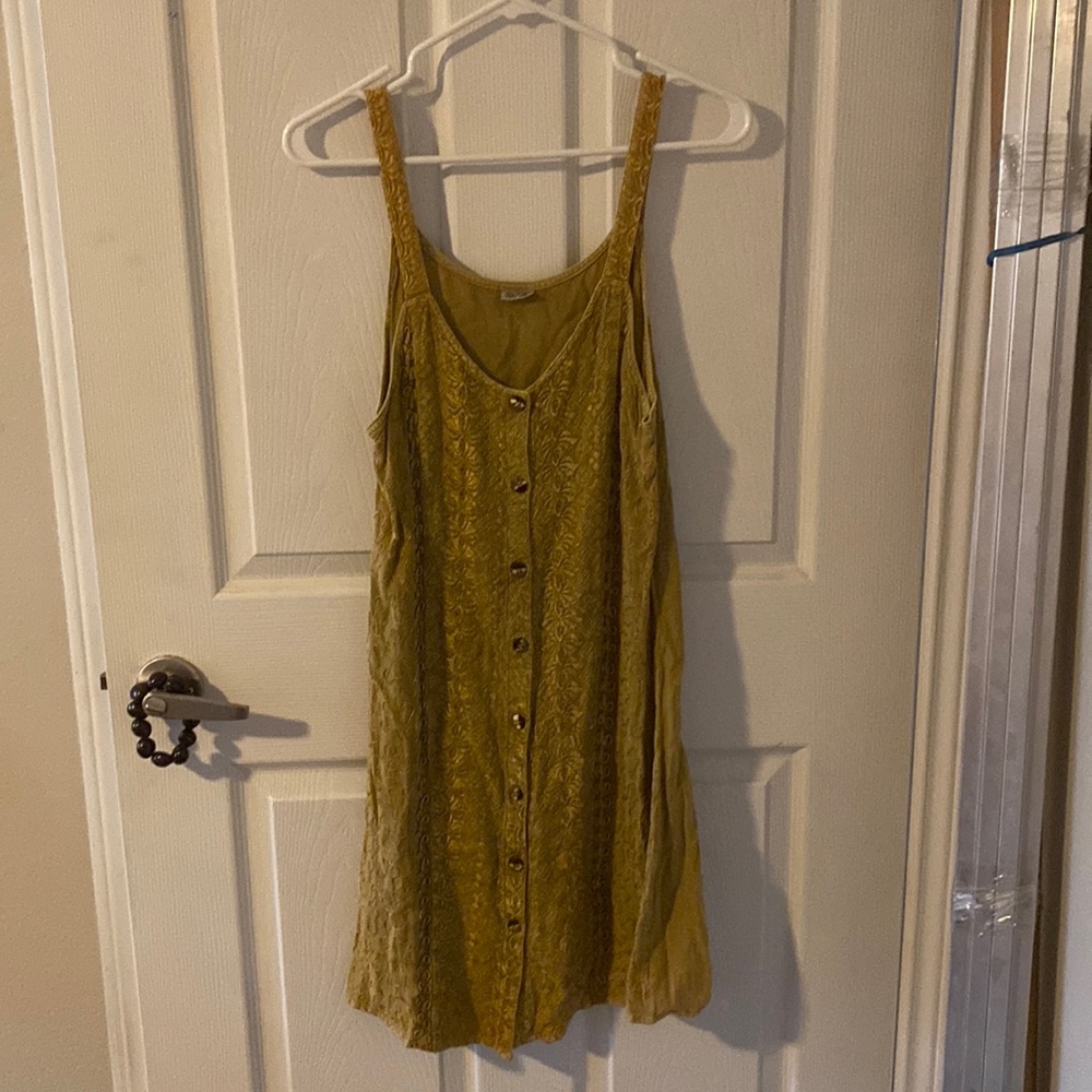 Vintage 90s green embroidered dress